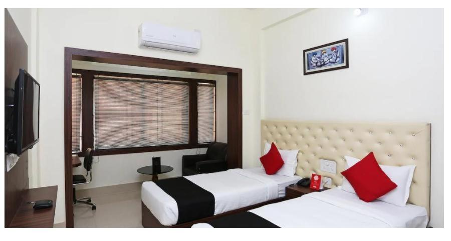 Triple Tree Hotel & Resorts Bhubaneswar Exterior foto